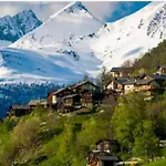 Chalet Veronique Private Sauna & Free Saastalcard