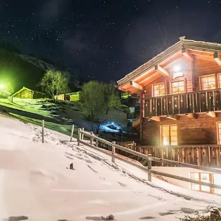 Entire With Private Sauna *