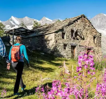 Entire With Private Sauna Saas Fee