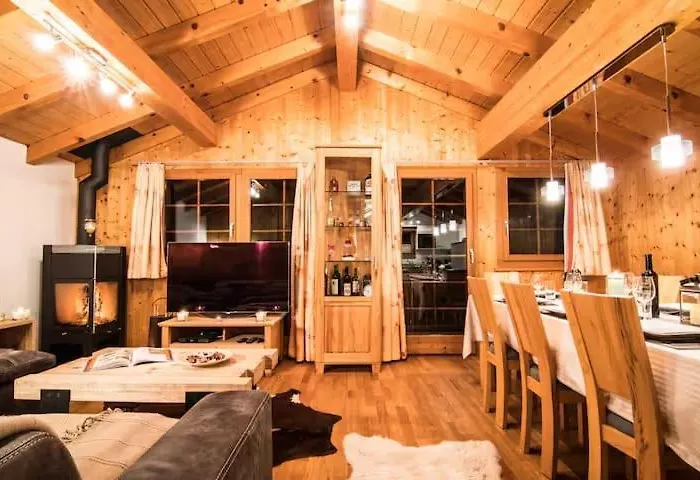 Entire With Private Sauna Dağ evi *