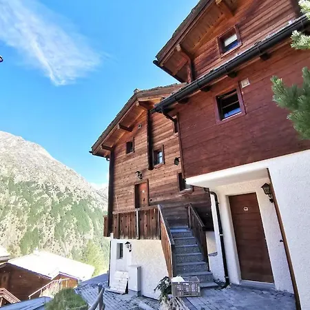 Entire With Private Sauna Chalet